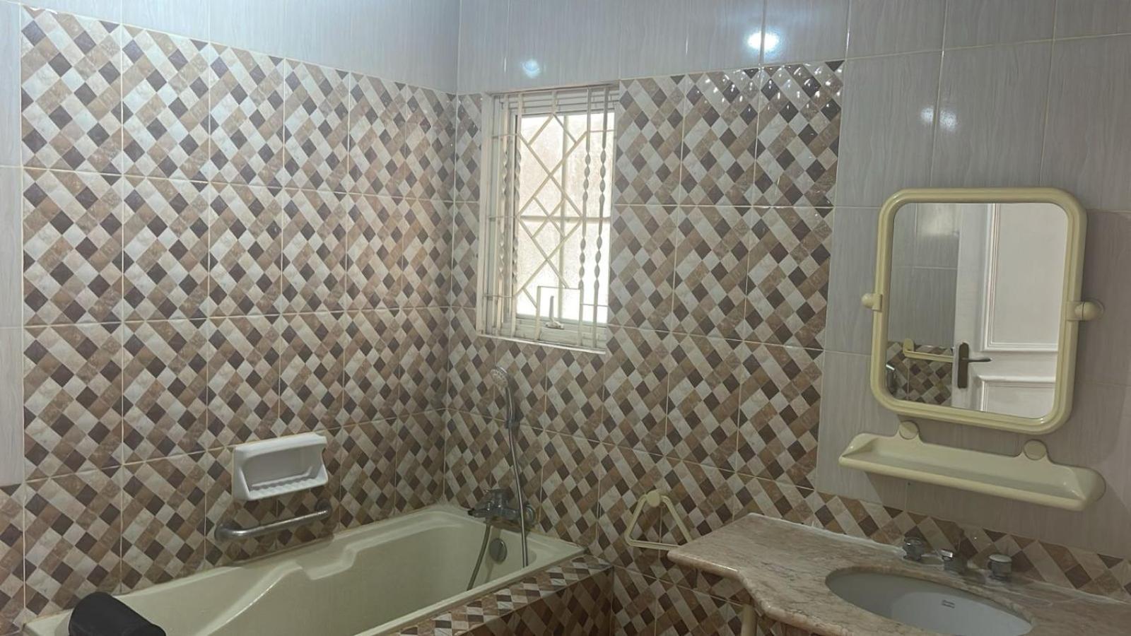 בוגור Vila Princess,Sentul 4Bedroom Dan Tenda Camping,Private Pool, Tenis Meja, Mini Billiard, Karaoke, Ayunan,Bbq, 08Satu3 80Satu6 4Satu5Satu מראה חיצוני תמונה