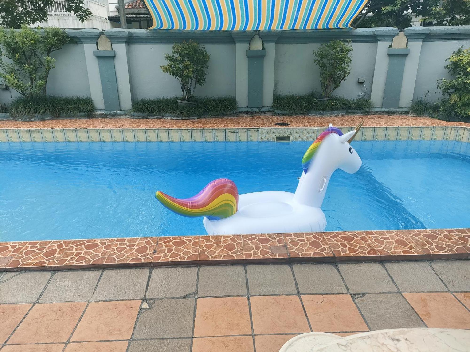 בוגור Vila Princess,Sentul 4Bedroom Dan Tenda Camping,Private Pool, Tenis Meja, Mini Billiard, Karaoke, Ayunan,Bbq, 08Satu3 80Satu6 4Satu5Satu מראה חיצוני תמונה