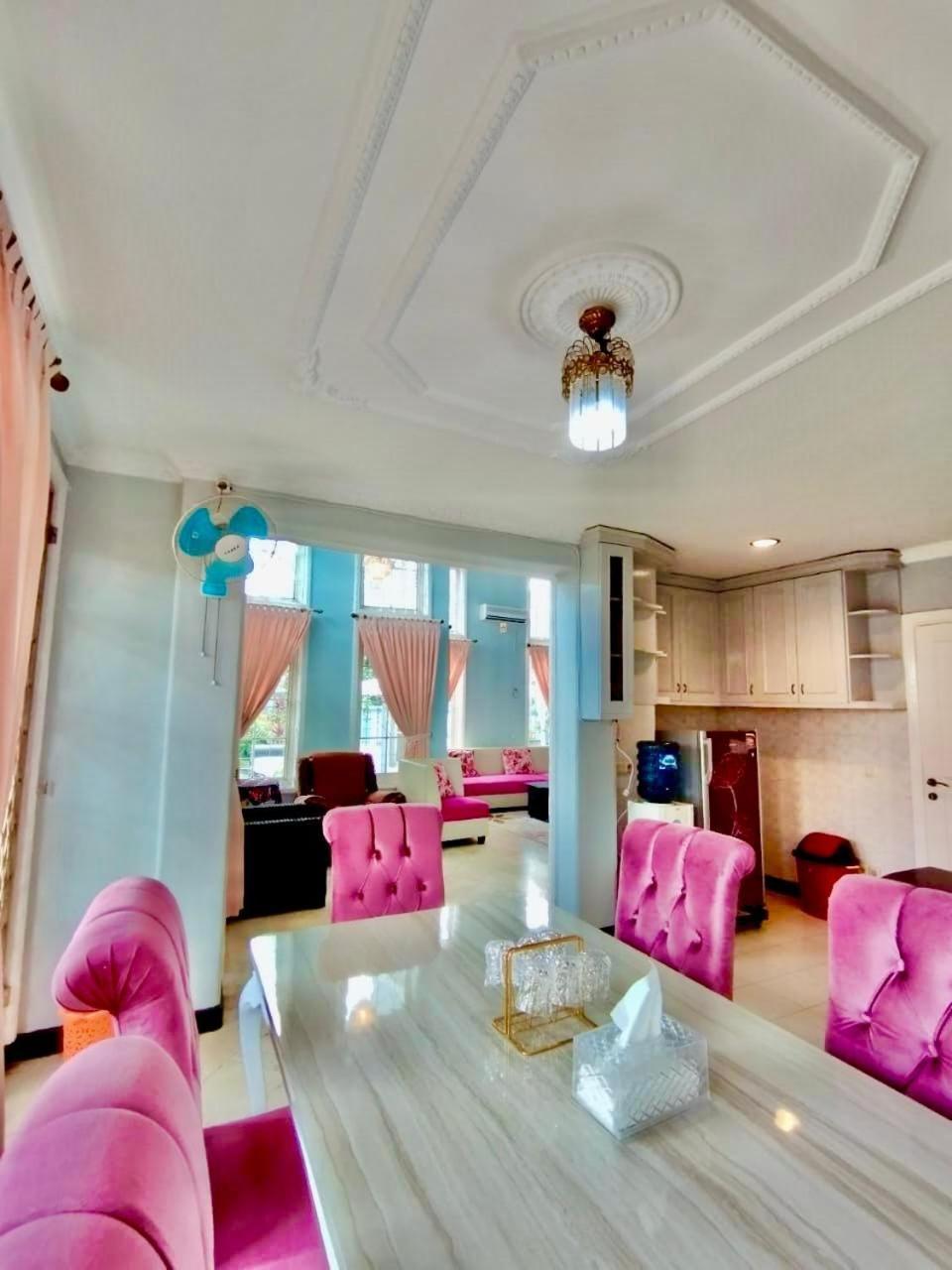 בוגור Vila Princess,Sentul 4Bedroom Dan Tenda Camping,Private Pool, Tenis Meja, Mini Billiard, Karaoke, Ayunan,Bbq, 08Satu3 80Satu6 4Satu5Satu מראה חיצוני תמונה
