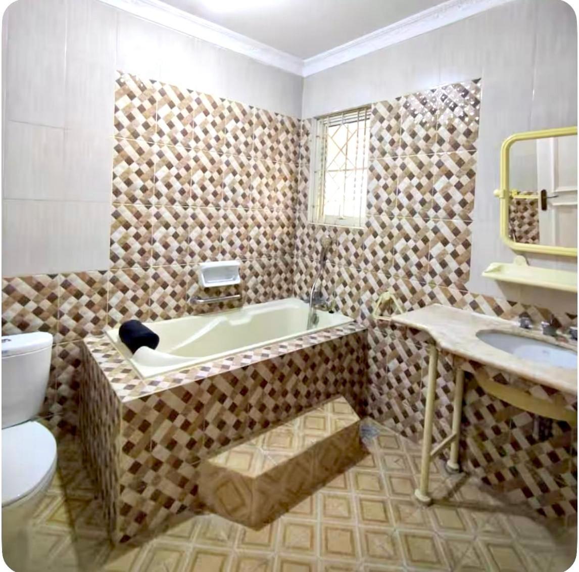בוגור Vila Princess,Sentul 4Bedroom Dan Tenda Camping,Private Pool, Tenis Meja, Mini Billiard, Karaoke, Ayunan,Bbq, 08Satu3 80Satu6 4Satu5Satu מראה חיצוני תמונה